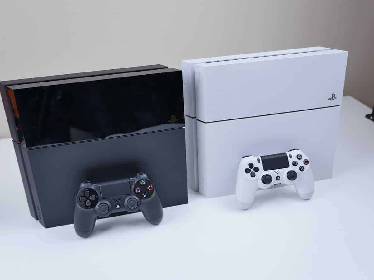 New PlayStation 4 Model CUH-1200 Unboxing Video Surfaces