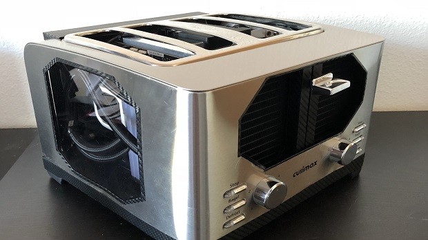 This GTX 1080 Ti Custom Gaming PC Runs Inside a Toaster