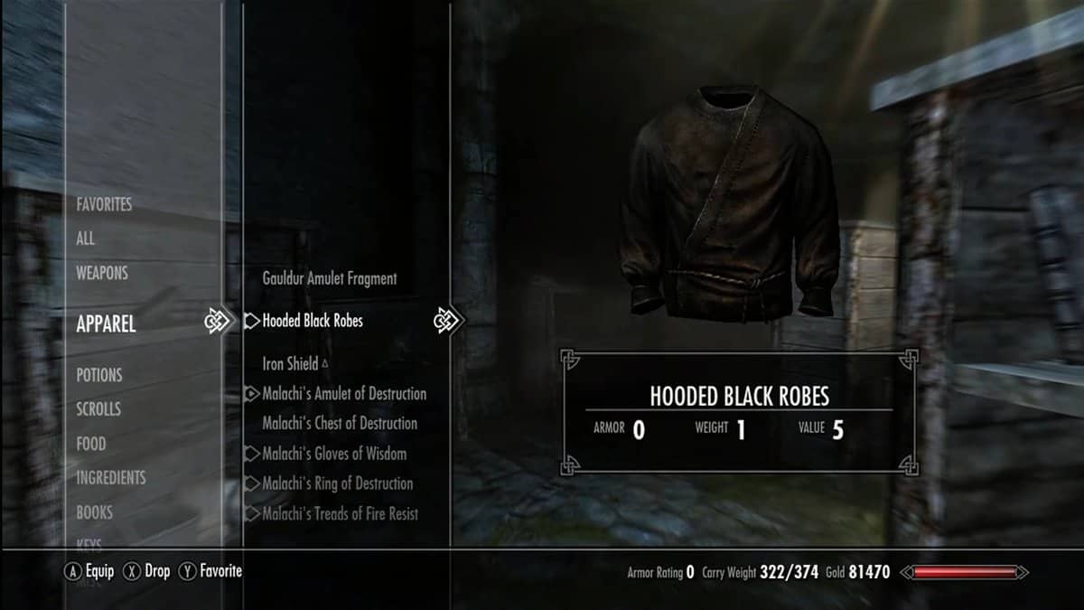 How to Get Hooded Black Robes in Skyrim