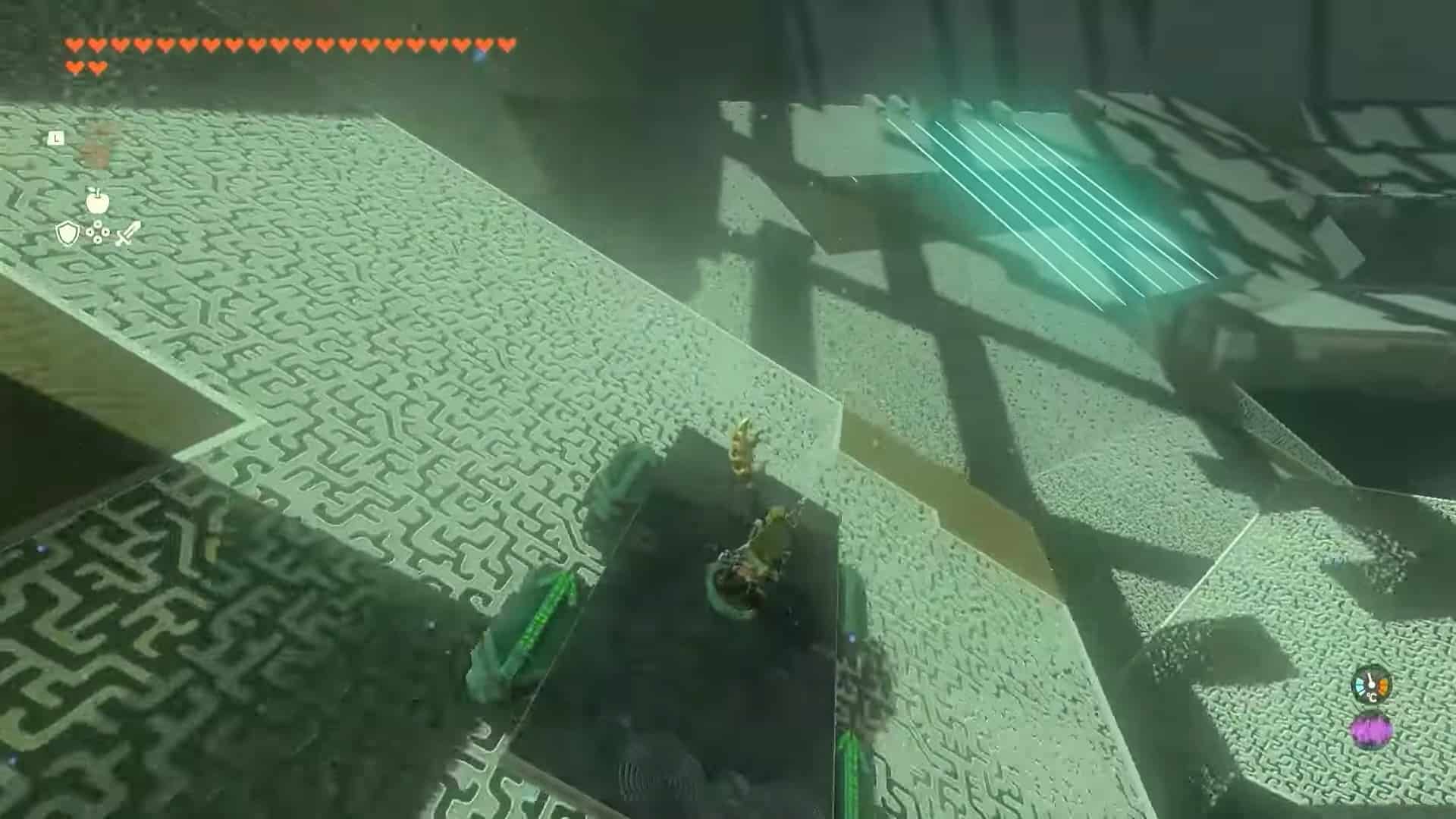 Mogisari Shrine go through lasers